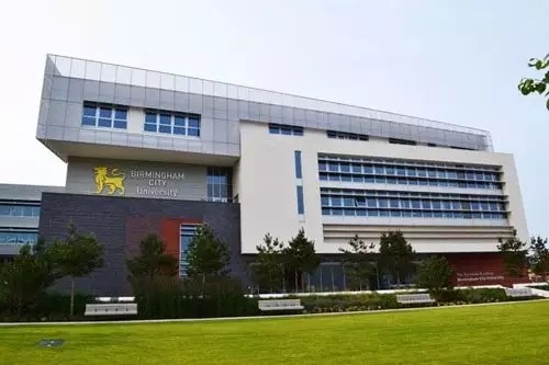 2017伯明翰藝術(shù)設(shè)計(jì)學(xué)院排名.jpg