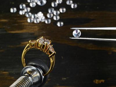 奢侈品管理留學(xué)美國，你適合哪所院校？