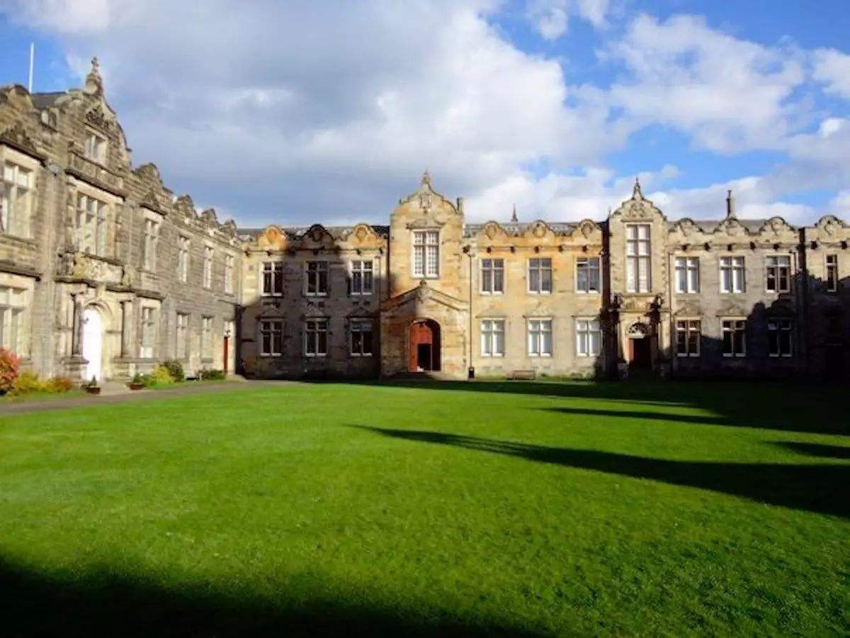 英國圣安德魯斯大學(xué)