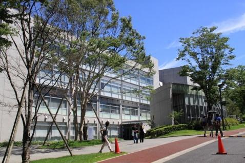 多摩美術大學研究生