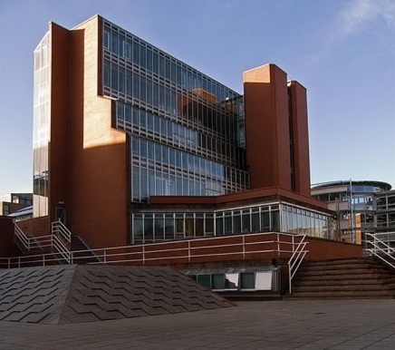 英國(guó)建筑類(lèi)大學(xué)入學(xué)要求