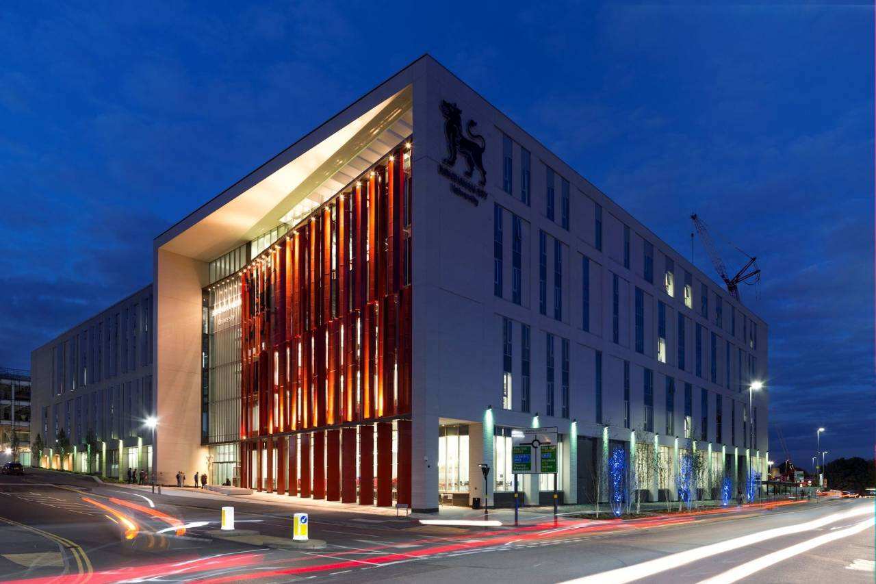 伯明翰大學(xué)和伯明翰城市大學(xué)