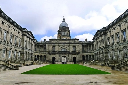 英國愛丁堡大學申請條件，這些你都滿足嗎？