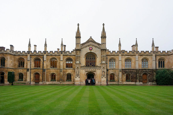 英國建筑設計大學排名靠前的院校