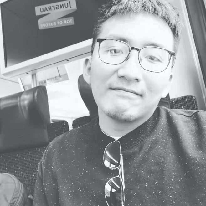 從LCC畢業(yè)，擔(dān)任頂流電商設(shè)計(jì)師，并用實(shí)力帶學(xué)員進(jìn)皇藝、倫藝等名校！