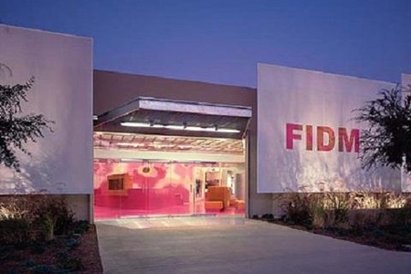 fidm大學(xué)學(xué)費(fèi)是多少？