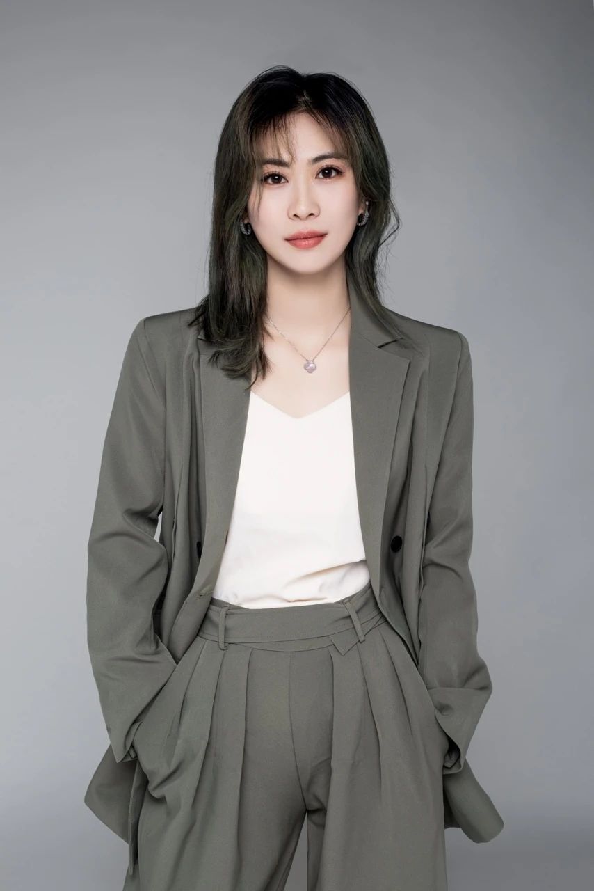 20年鋼琴演奏經(jīng)驗(yàn)、8年留美經(jīng)歷...南加大歸來(lái)的我?guī)W(xué)生領(lǐng)跑影視配樂(lè)！
