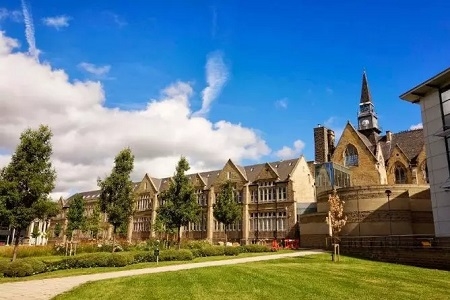 英國利茲大學研究生申請條件是什么？