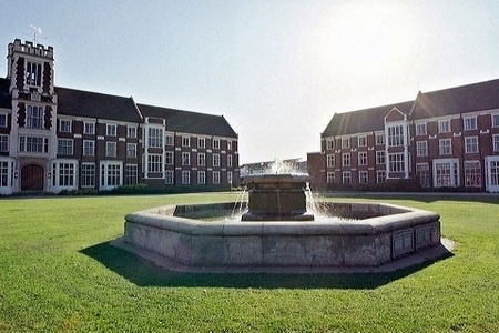 拉夫堡大學(xué)交互設(shè)計專業(yè)排名多少？