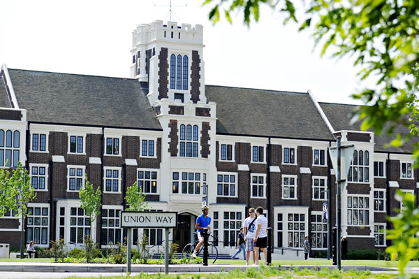拉夫堡大學(xué)平面設(shè)計(jì)專業(yè)怎么樣？