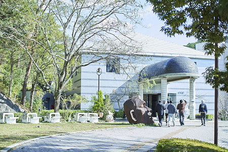 日本京都精華大學(xué)學(xué)費(fèi)要多少人民幣？