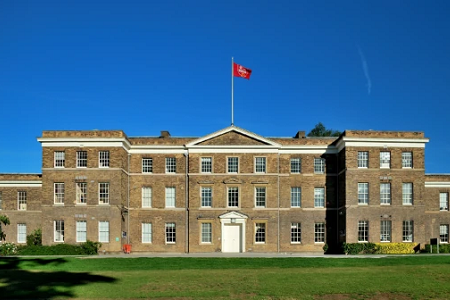 英國萊斯特大學世界排名第幾位？